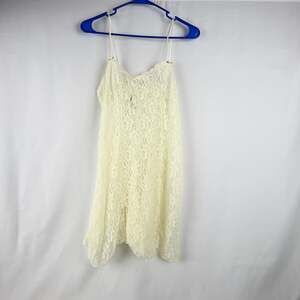 Expressions by California Dynasty Vintage Lace Camisole Slip